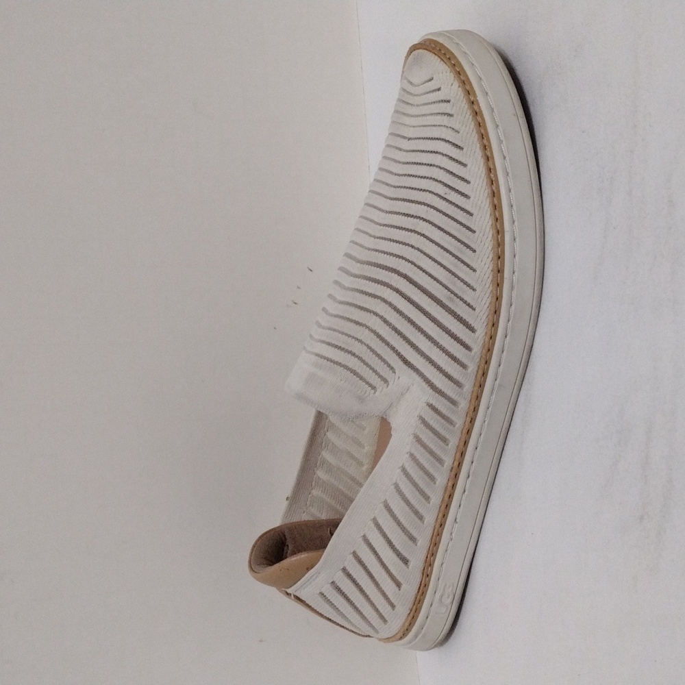 UGG Women's Sheer Knit Sammy Breeze Slip On Sneakers US 9 Cozy Casual Streetwear